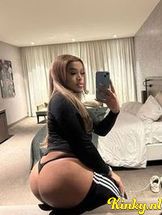 melly-escort-via-kinky-69021ad0665fb200136341a7