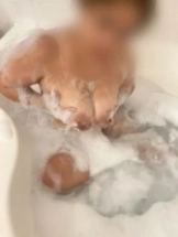 isabella-erotische-massage-via-kinky-67e6a0fd89067e0014622c7c