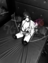 Katherina - Meesteres Katherina wacht op u in haar BDSM Kamer!