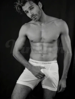 alexander-escort-via-kinky-69923c8440d80a0013295dea