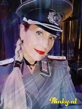 meesteres-tess-bdsm-via-kinky-5cf6cf3f0f38941e8bda9121