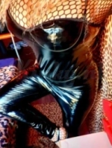 lila-bdsm-via-kinky-67dbeb0c1f72ad0013c8a55c