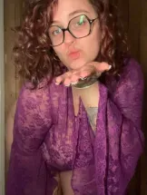 pleun-virtual-sex-via-kinky-69d8ad03f8da17001318c324