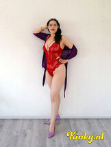 isabeau-virtual-sex-via-kinky-67b68038505506001305251c