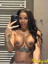 nahomy-prive-ontvangst-via-kinky-68e3aa73f2706a00138dd6a2