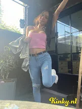 noor-erotische-massage-via-kinky-6627e0f2cd02d7001adf9a31