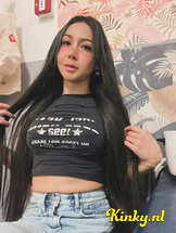 noor-erotische-massage-via-kinky-6657cbdce7d2b4001bd3e3da