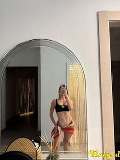 sofy-prive-ontvangst-via-kinky-6903283c35dea800130b06c7