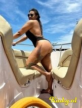 malu-prive-ontvangst-via-kinky-65cfdadd0c1e600019560604