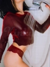 lucrecia-erotische-massage-via-kinky-64da3d3367731e0019e1e474