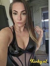 mistress-coco-bdsm-via-kinky-680f2b5d375bfd0013188416