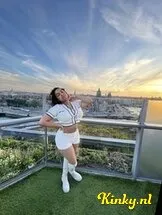 violett-prive-ontvangst-via-kinky-688157ea29a22700136127e9