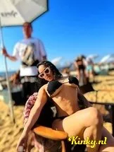 violett-prive-ontvangst-via-kinky-688229804783f70013b154e1