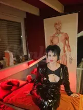isabel-bdsm-via-kinky-69de9d8ff8da17001318cc4e