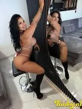 camila-prive-ontvangst-via-kinky-68c3f9fd7e9b920013108e7b