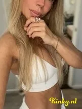 yvette-escort-via-kinky-6659da018ab76f001abd5821