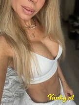 yvette-escort-via-kinky-6659da018ab76f001abd5820