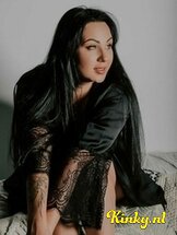 valeria-prive-ontvangst-via-kinky-654a408fec81880019746f3f