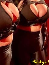 ines-bdsm-via-kinky-6919aa82aef88e0013c9cab3