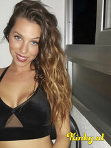 yasmin-prive-ontvangst-via-kinky-64f1bdf99e4fcf0019f654ae