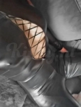 valentina-bdsm-via-kinky-65d632db91cfbd001a78ede4