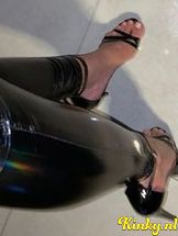 kim-virtual-sex-via-kinky-6914dca7f044d900134e4f40