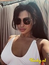 mia-escort-via-kinky-685bc70731f4b00013ba5490