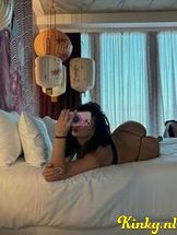 mia-escort-via-kinky-68ed41af4884f30013e8bbce
