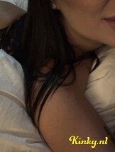 mia-escort-via-kinky-687f66e943e4b900138747f8