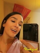 laura-prive-ontvangst-via-kinky-675ff9258d7f1b00130ac71a