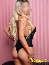 rafeala-prive-ontvangst-via-kinky-635a51a38ccbec00122c6c37