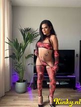 violet-prive-ontvangst-via-kinky-68cc15f4f6c6eb0013e5dcb2