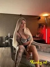 mistress-xenna-bdsm-via-kinky-687621fab04b8d00132e26c0