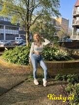 manuela-prive-ontvangst-via-kinky-6580644a46d8260012f5733b