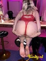 michelle-virtual-sex-via-kinky-668af0cce1c7a6001aa29be2