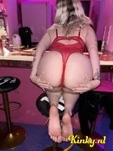 michelle-virtual-sex-via-kinky-668af0cce1c7a6001aa29be2