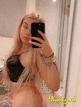 michelle-virtual-sex-via-kinky-6744855f8f0ba80013b11da6