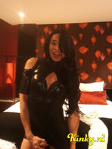 valeria-prive-ontvangst-via-kinky-6596a22646d8260012f58e6f