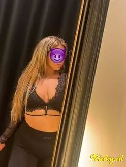 lina-virtual-sex-via-kinky-69696d8672525600137de2b5