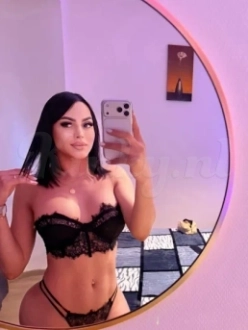 saray-prive-ontvangst-via-kinky-6912089332844c0013f6457e