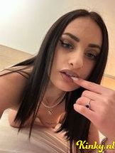 miley-prive-ontvangst-via-kinky-6913254d0e66ef00137b6368