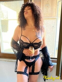 giuly-prive-ontvangst-via-kinky-6822ed5f43e4b9001386b122