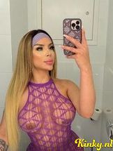 valentina-prive-ontvangst-via-kinky-68f0a8564884f30013e8c02e