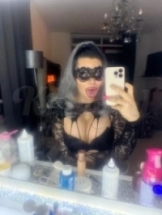 souhaila-prive-ontvangst-via-kinky-694103b18d214000135433da