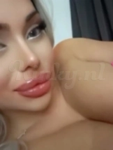 souhaila-prive-ontvangst-via-kinky-685be76f6f455c0013d04399