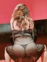 som-erotische-massage-via-kinky-664cfb4fc45090001abfcea4