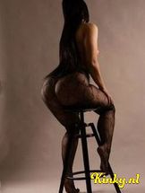 amore-virtual-sex-via-kinky-6972699772525600137deb33