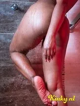 jhoana-erotische-massage-via-kinky-6699297bb58e9b00123bc584