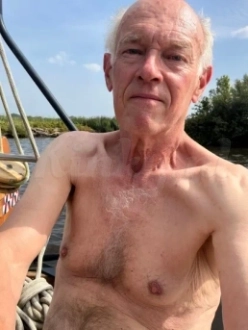 martin-escort-via-kinky-69537159c29d42001343fdf1