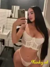 nayla-prive-ontvangst-via-kinky-69a98f4b618e9c0014b7189e